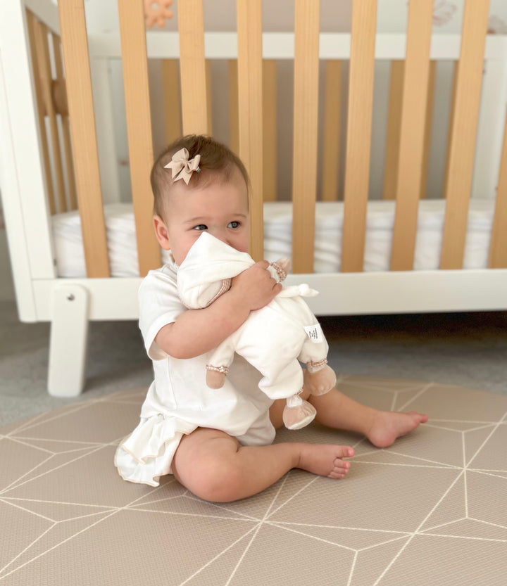 Cuddle Bear | White & Beige