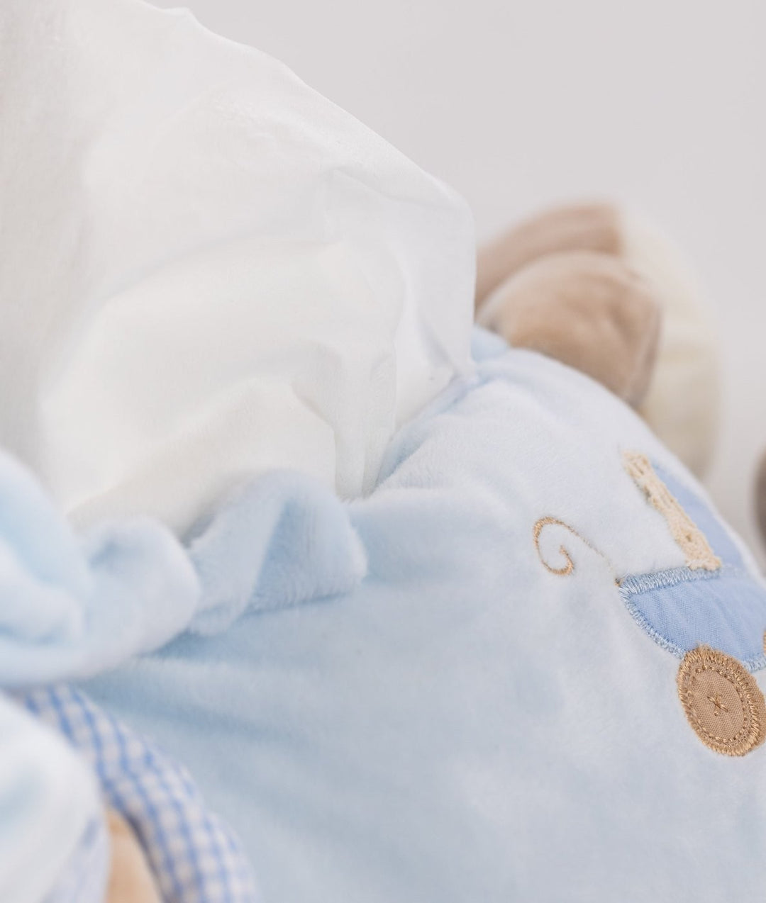 Baby wipes holder for nursery in blue