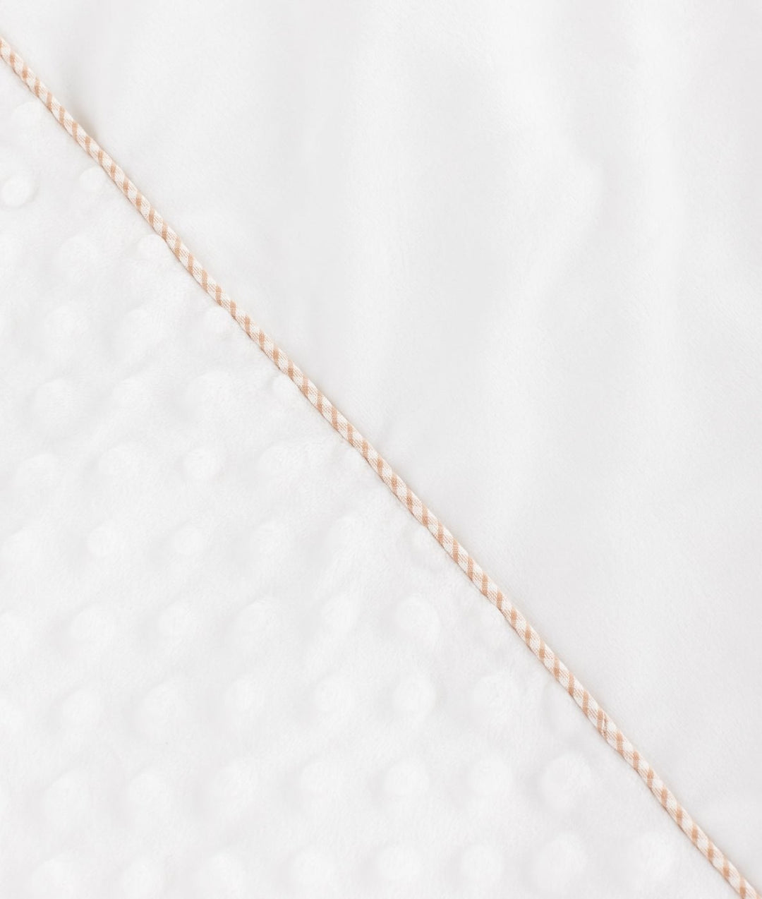 White and beige toddler bubble quilt and cover set