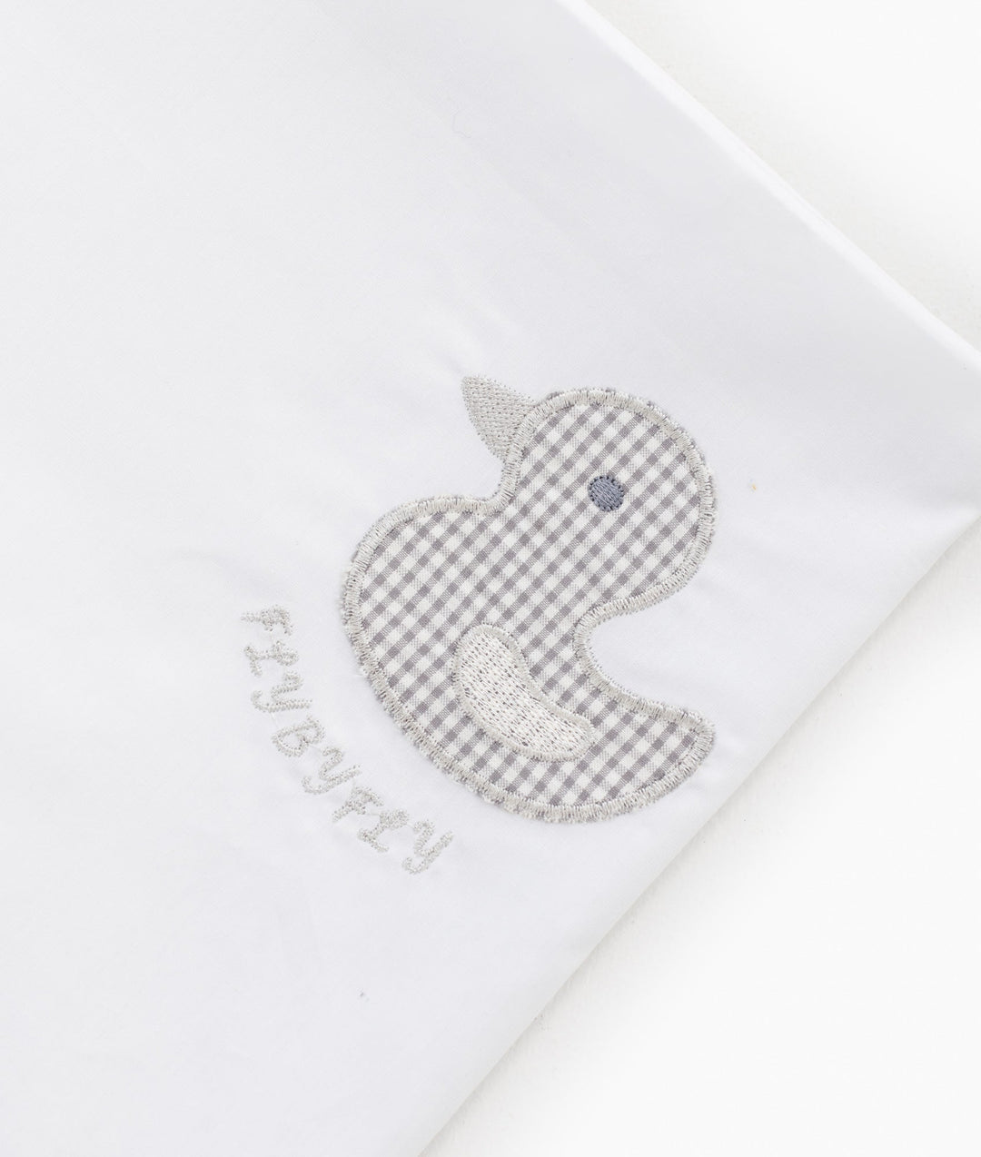Flat sheet for cot in white and grey